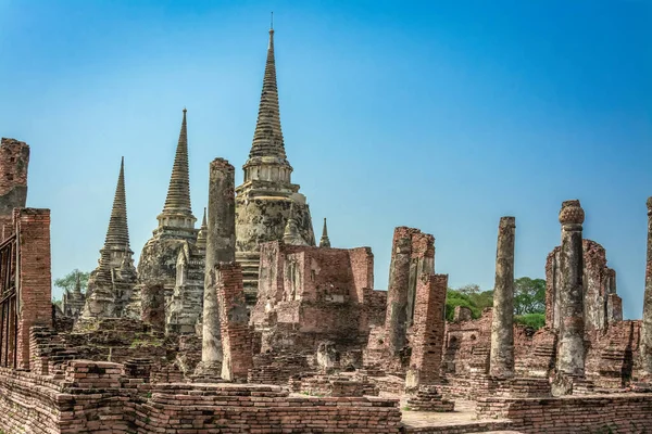 Thailand Ruiner Och Antikviteter Ayutthaya Historiska Park Turister Från Hela — Stockfoto