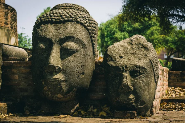 Tailandia Ruinas Antigüedades Parque Histórico Ayutthaya Turistas Todo Mundo Decaen —  Fotos de Stock