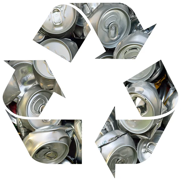 Símbolo de reciclagem com latas — Fotografia de Stock