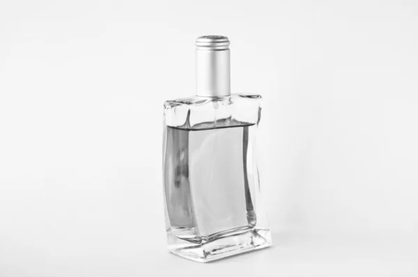 白い背景の上の香水 — Stockfoto