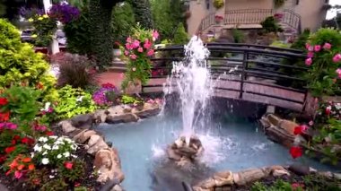 Çeşme, bahçedeki güzel çeşme