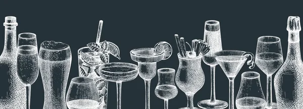 Elle Çizilmiş Alkollü Içki Illüstrasyonlu Vektör Barı Tasarımı Eskimiş Şişeler — Stok Vektör