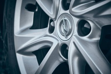 Opel Corsa hafif alaşım tekerlekleri