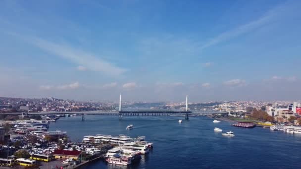 Haliç bay, Istanbul, Türkiye — Stok video