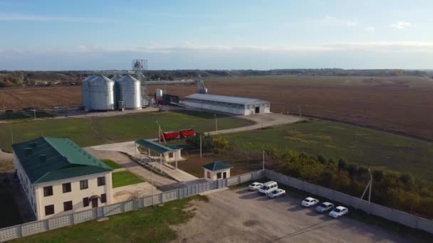 Vista aérea de almacenamiento de granos — Vídeo de stock