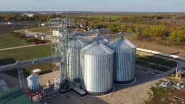Tahıl deposu siloları