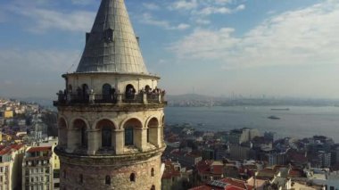 Galata Kulesi 'nde turistler