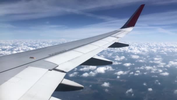 View Plane Porthole Passenger Plane Wing Clouds — ストック動画