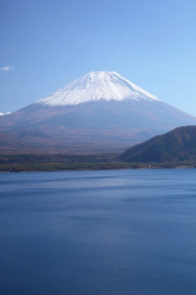Mt. Fuji та озеро Мотосу — стокове фото