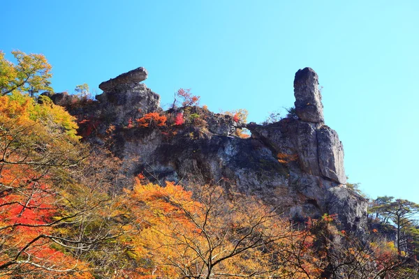 Autumn colours of crag — Stock Photo, Image