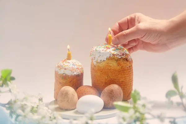 Two Easter Cakes Eggs Stand Stand White Background Candles Inserted — ストック写真