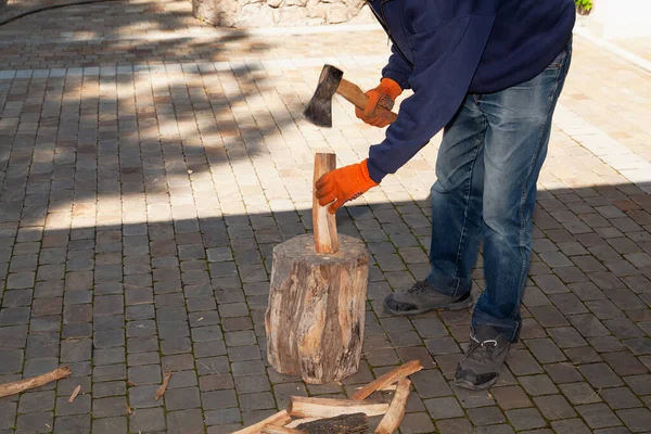Prepare Firewood Barbecue Hands Orange Gloves Chop Log Stump Sunny — Stock Photo, Image
