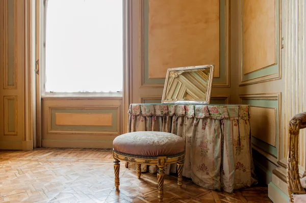 豪华巴洛克风格的室内装饰 — 图库照片