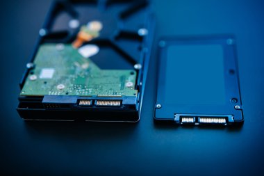 HDD ssd yanındaki