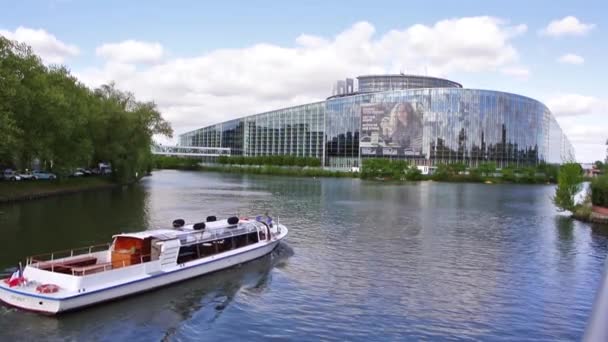 Edificio del Parlamento Europeo en Strasbourg, Francia — Vídeo de stock