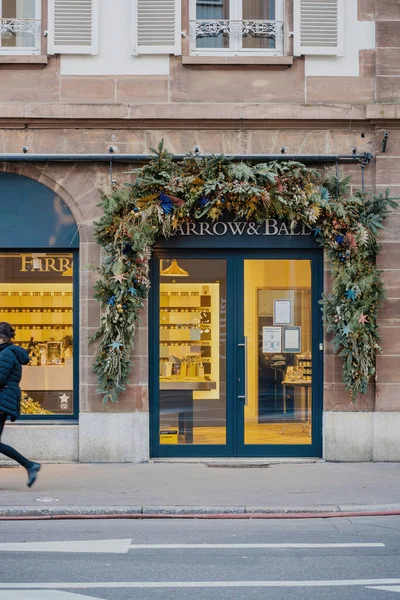 Hovedinngang til Farrow and Ball Luksusbutikk for britisk maling – stockfoto