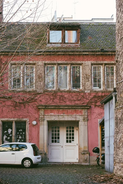 Cutenude gallery images libres de droit, photos de Cutenude gallery