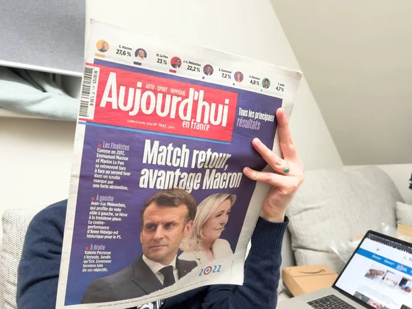 Marine Le Pen and French President Emmanuel Macron - президентські вибори 2022 року — стокове фото