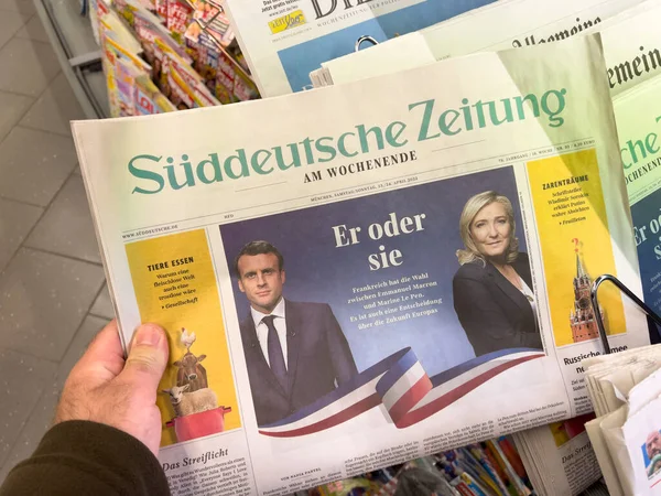 A day before election in France, headline with French Presidential Elections — Photo