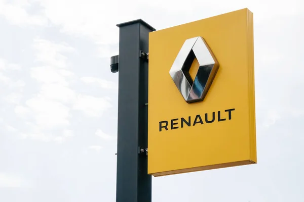 Страсбург Франция Июня 2022 Года Логотип Renault Специальном Полюсе Входа — стоковое фото
