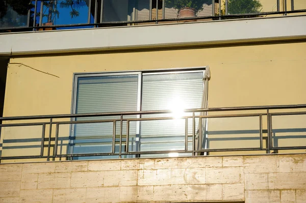 Reflection Sun Large Balcony Window Protection Sunblinds — Stock Photo, Image