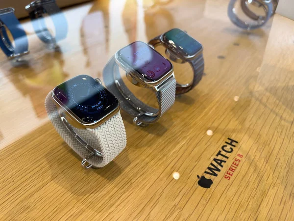 Paris France Sep 2022 Apple Store Featuring New Apple Watch — Stock Photo, Image