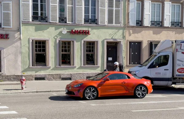 Strasburg Francja Września 2022 Widok Boku Czerwony Żywy Samochód Lpine — Zdjęcie stockowe