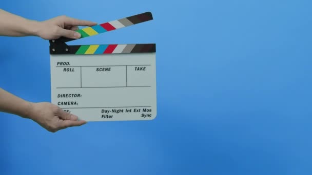 Colpo Alla Clapperboard Film Ardesia Primo Piano Mano Applaudendo Ardesia — Video Stock