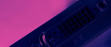 Yarı iletken. Bilgisayarın yeşil anakartında bulunan işlemci çipi. Yarı iletken ana kart devre kartı. Çip pcb teknolojisi üreten yüksek teknoloji bilgisayar panosu. Akıllı telefon seni çip..