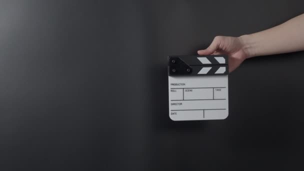 Movie Clapperboard Footage Man Hand Holding Film Slate Clapping Studio — Stock Video