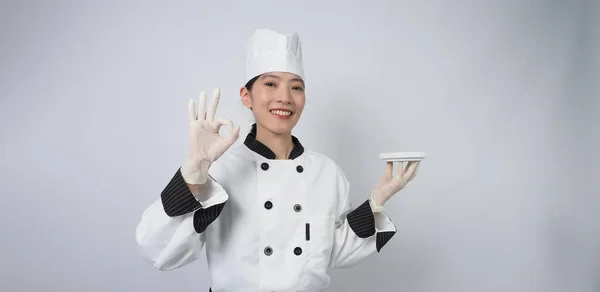 Asian Woman Chef Holding Smartphone Digital Tablet Received Order Online — Stock Photo, Image