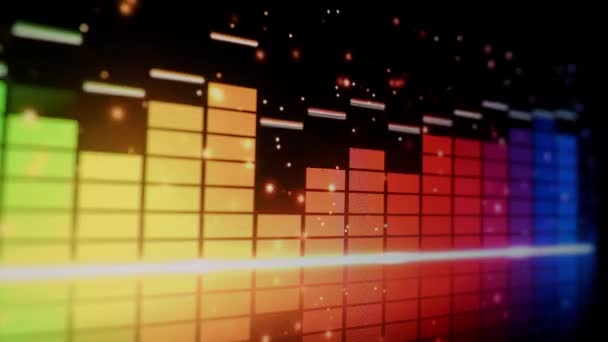 サウンドイコライザー デジタル音楽や音波映像 オーディオ波形イコライザブラックループアニメーションのスケール 音楽イコライザーの抽象的な色です 勾配スペクトル棒グラフ 波の輝き 脈動ダンス — ストック動画