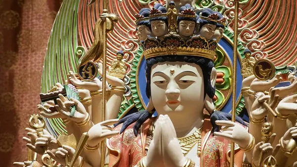 Статуя Будды Буддийская Скульптура Изображения Китайского Будды Сингапурском Храме Зубная — стоковое фото