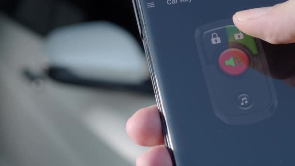 Desbloquear Bloquear Carro Usando Smartphone App Mão Homem Desbloquear Carro — Vídeo de Stock