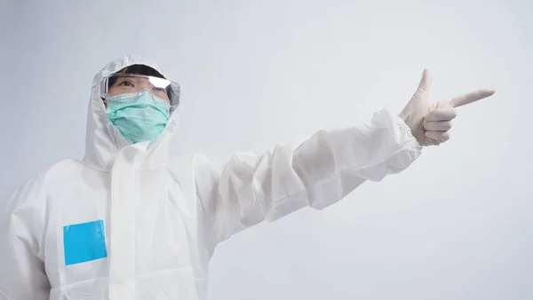 Läkare Ppe Kostym Bär Vita Medicinska Gummihandskar Och Klara Glasögon — Stockfoto