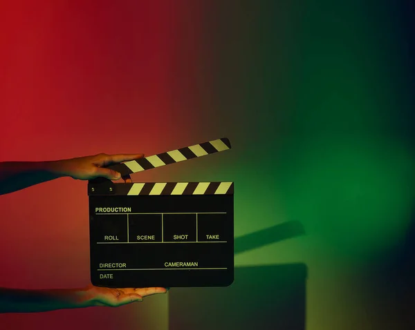 Movie Clapper Board Crew Hand Holding Plastic Wooden Film Slate — Stock Photo, Image