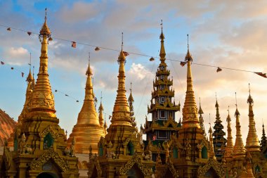 Shwedagon Paya