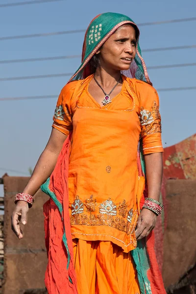 Hindistan sokak portreleri Haydarabad, Hindistan 'da. Hindistan sokak insanlarının fotoğraf çekimi. Kasım, 2020