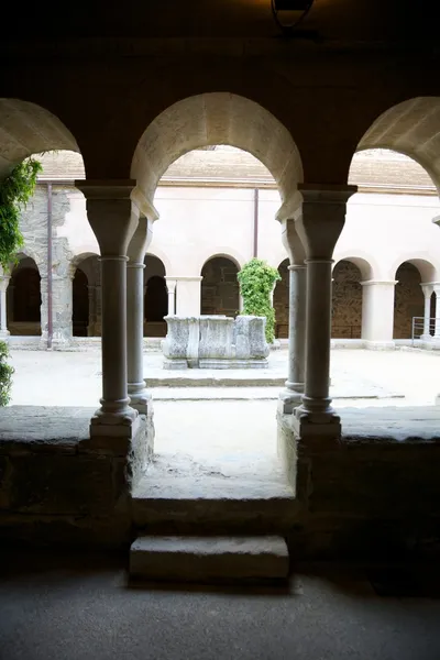 Сен-Пер Родес монастир — стокове фото