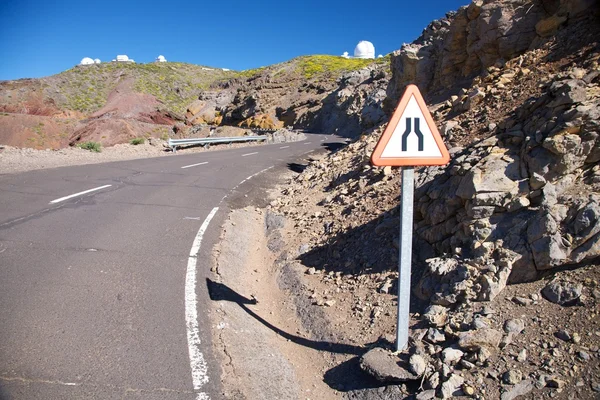 Vernauwing signaal op la palma — Stockfoto