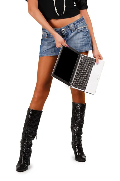 Sexigt par ben med laptop — Stockfoto