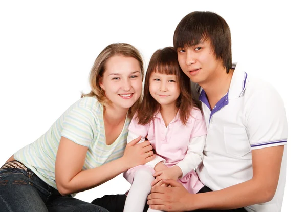 Casual portrait of a healthy, attractive young family — Stock Photo, Image