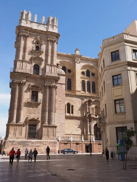 Lado de la catedral en Málaga ciudad en España - vertical — Foto de Stock