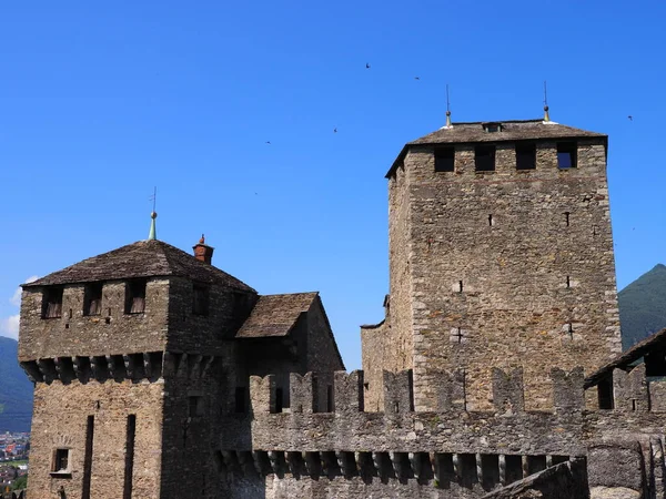 Stony Montebello citadel in Bellinzona city in Switzerland — ストック写真