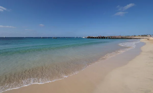 Sandy Seaside Boats Atlantic Ocean African Santa Maria Town Sal — 스톡 사진