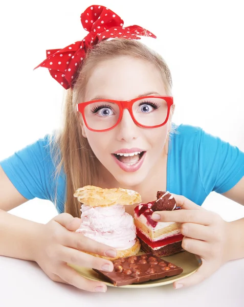 Mujer divertida comiendo postre — Foto de Stock