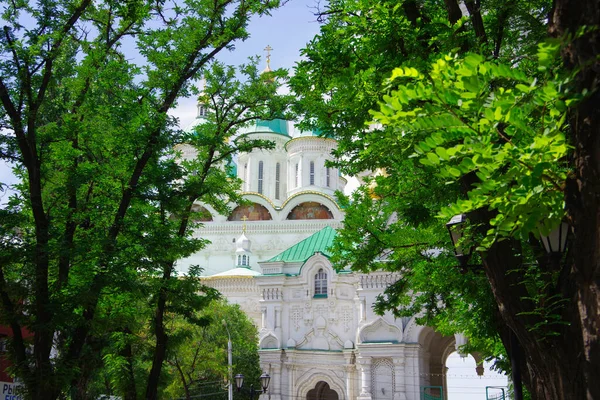 Rusland Astrachan Uitzicht Klokkentoren Kathedraal Het Astrachan Kremlin — Stockfoto