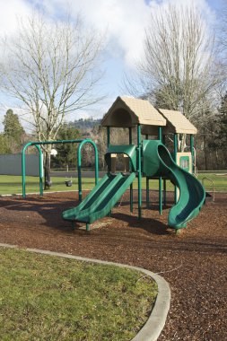 playgorund bir parkta.