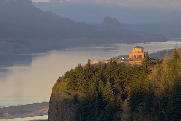 Solnedgång vid crown point oregon. — Stockfoto