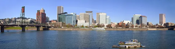 Portland of. skyline panorama en rivier. — Stockfoto
